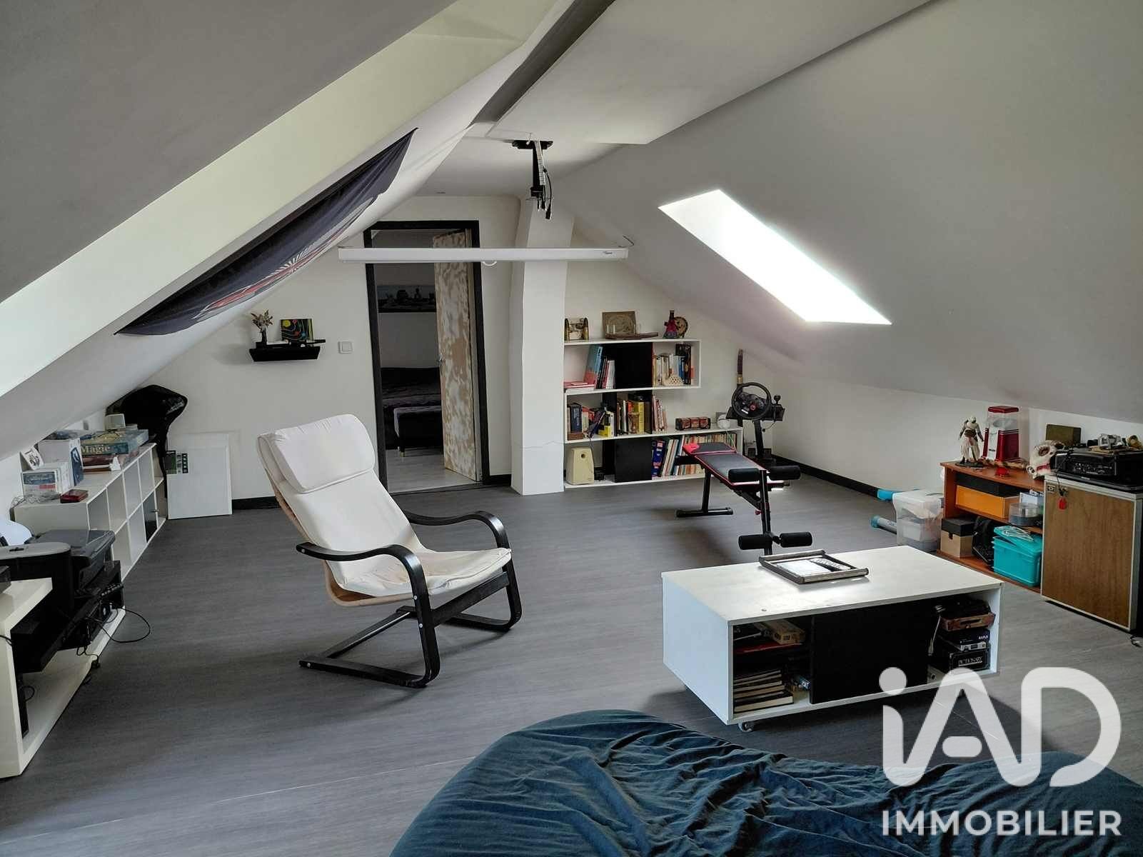Maison à vendre, 101m², Ymeray
