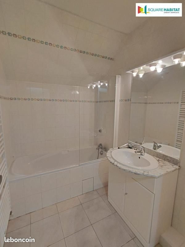 Appartement à louer, 42m², Laloubère