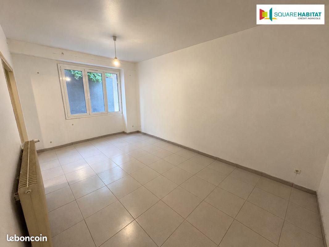 Appartement à louer, 58m², Lourdes