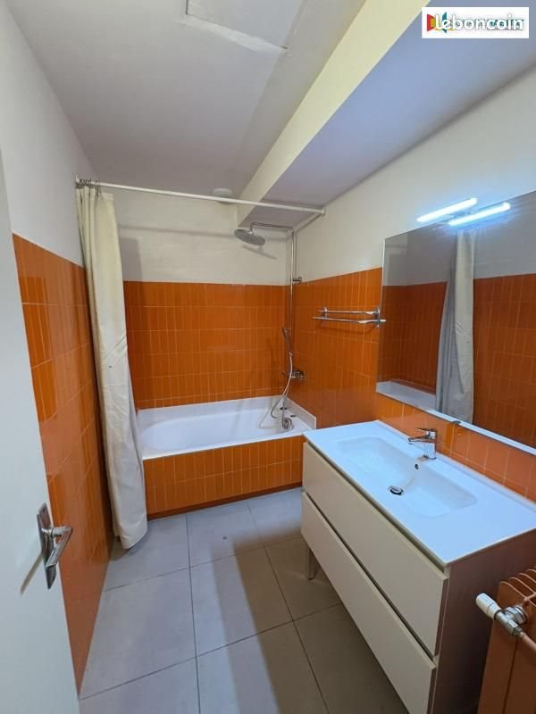 Appartement à louer, 58m², Lourdes