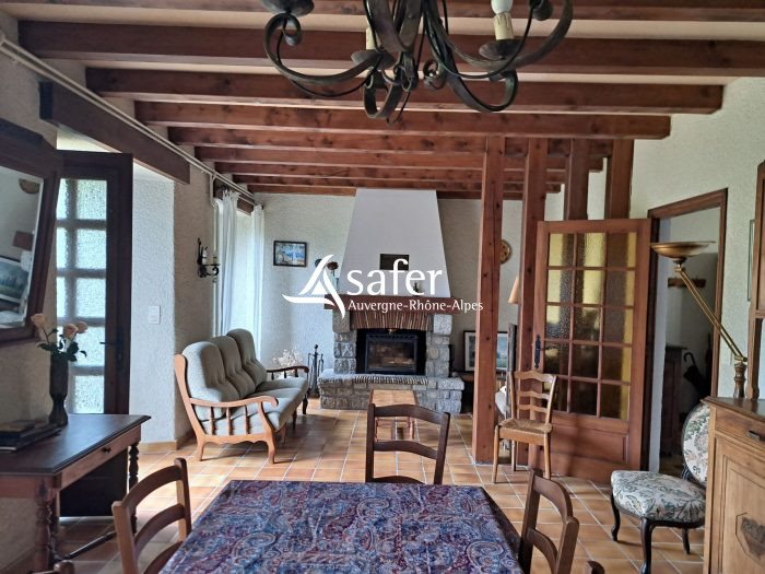Maison à vendre, 236m², Le Chambon-sur-Lignon