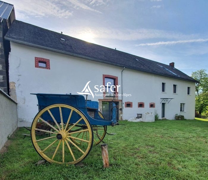 Maison à vendre, 203m², Bourg-Lastic