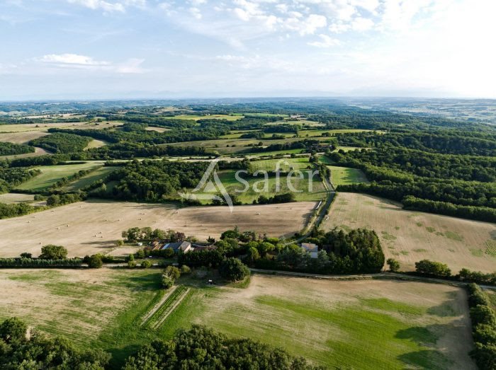 Maison à vendre, 240m², Auch