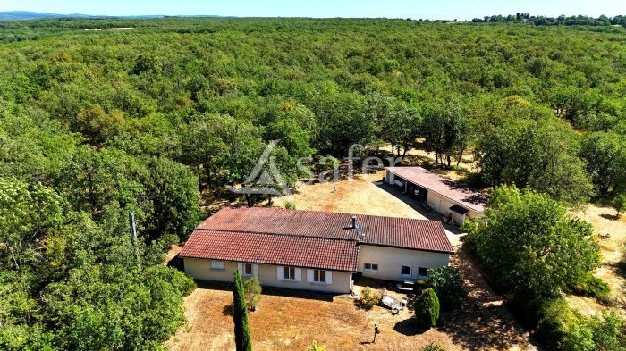 Maison à vendre, 155m², Ginals