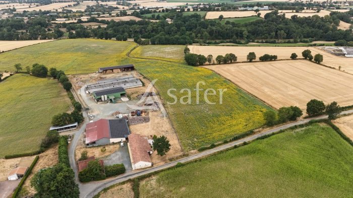 Maison à vendre, 155m², Saint-Hilaire-de-Voust