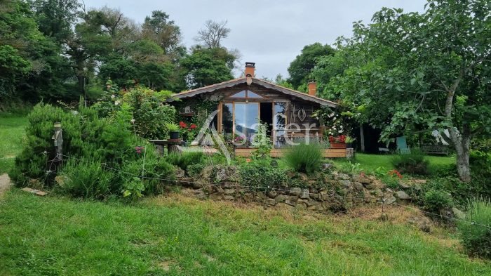 Maison à vendre, 132m², Quérigut