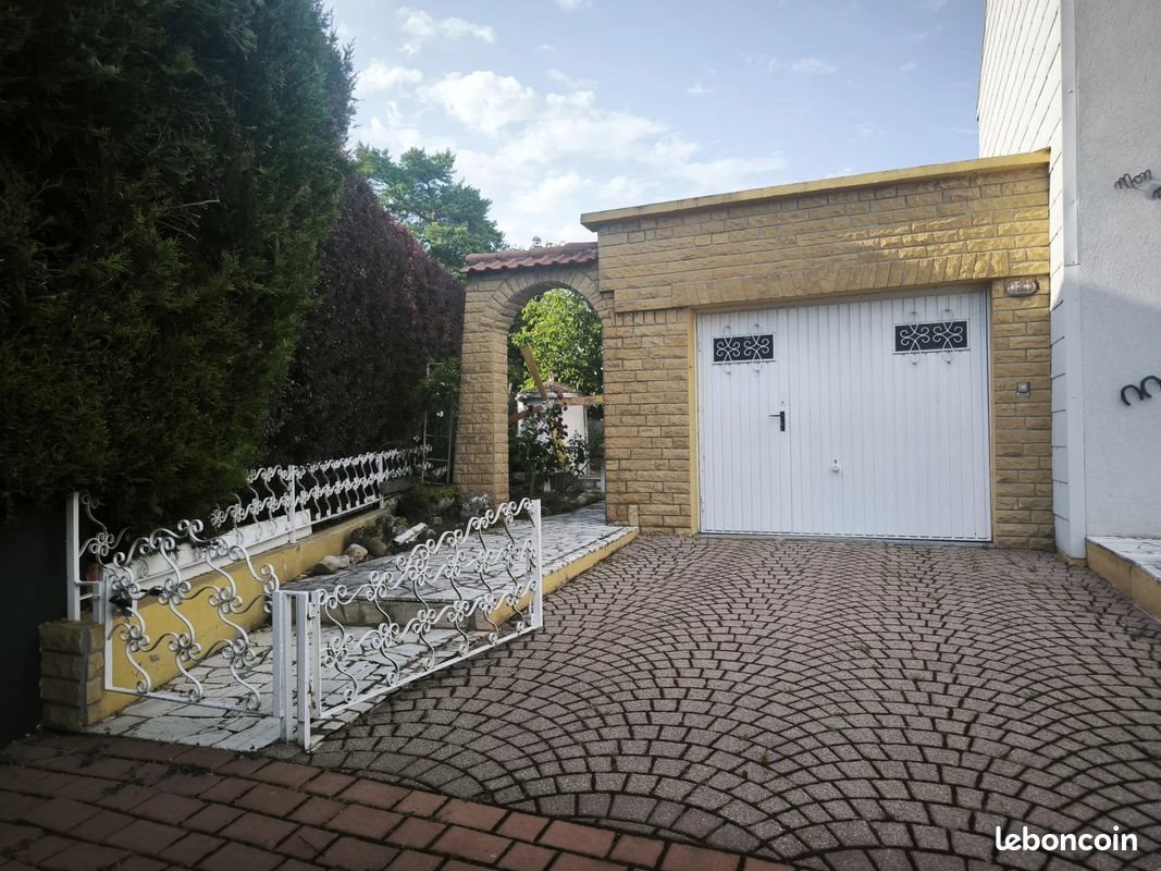 Maison à vendre, 128m², Bertrange