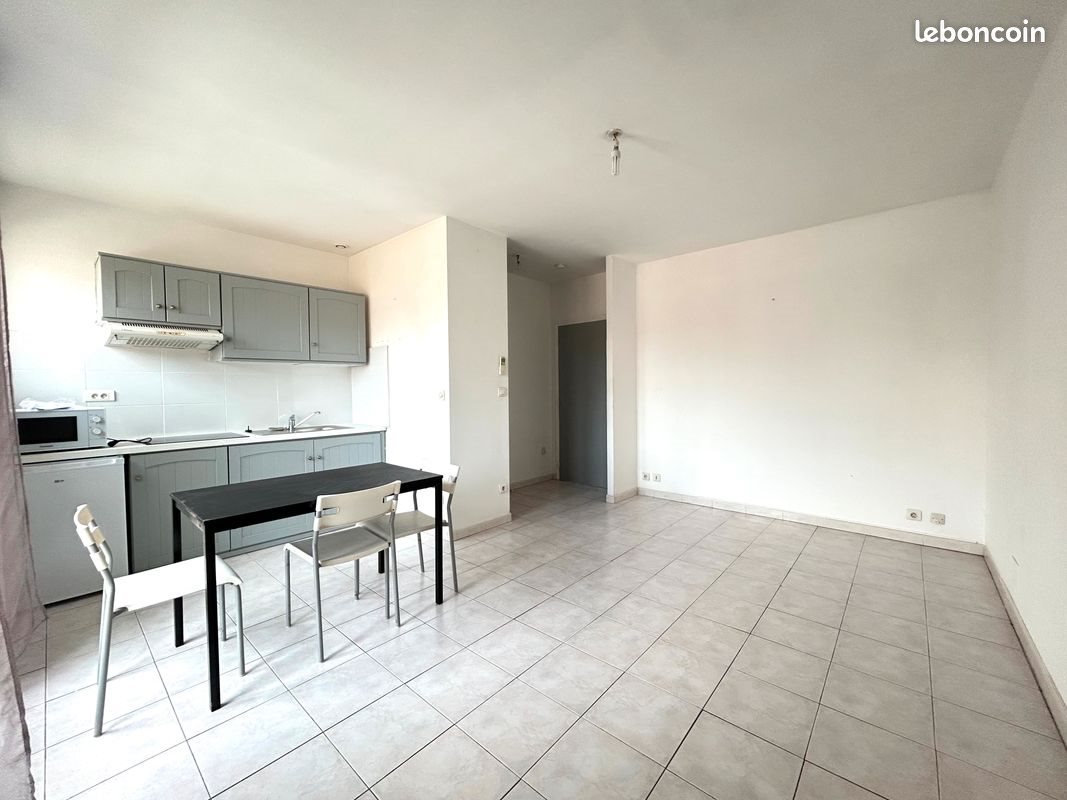 Appartement à louer, 36m², Lunel
