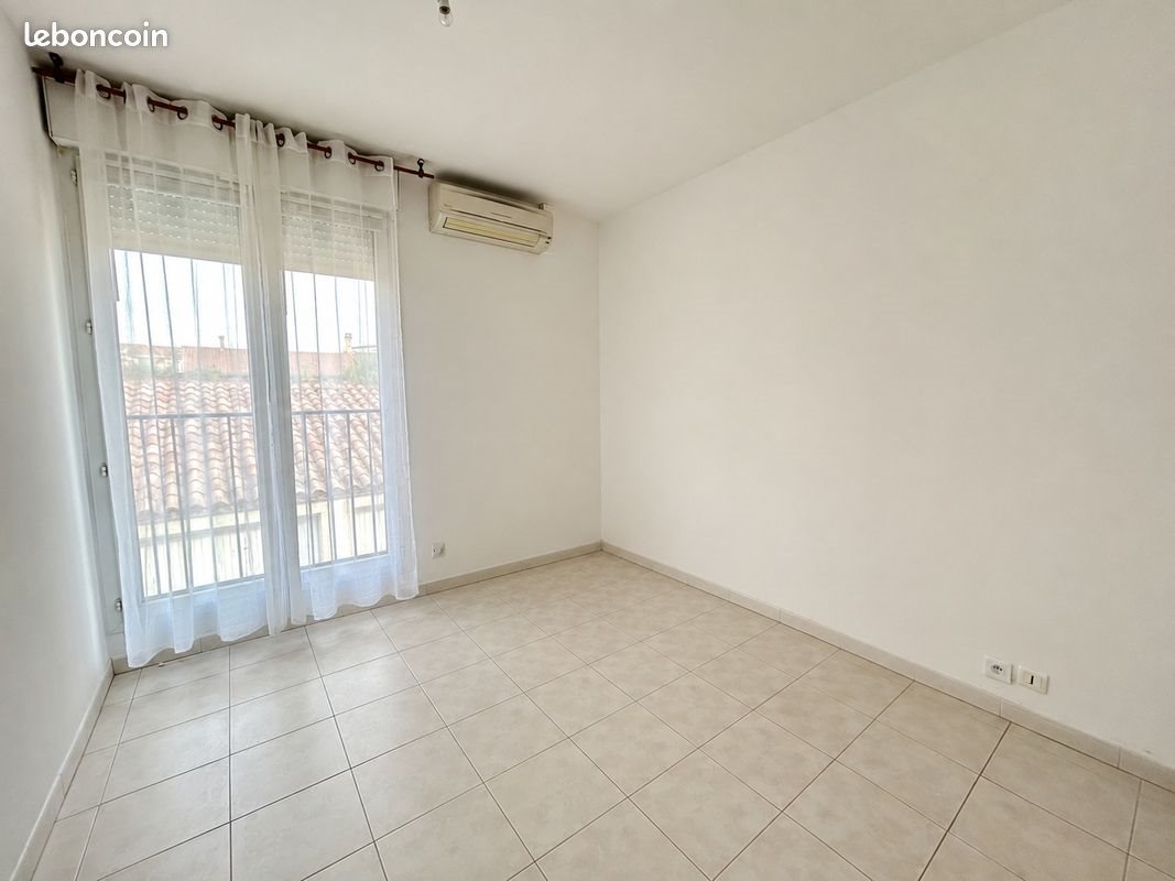 Appartement à louer, 36m², Lunel