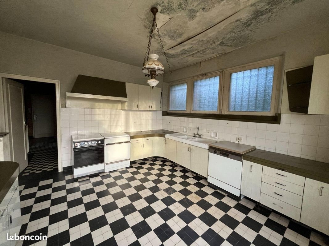 Maison à vendre, 104m², Fougères