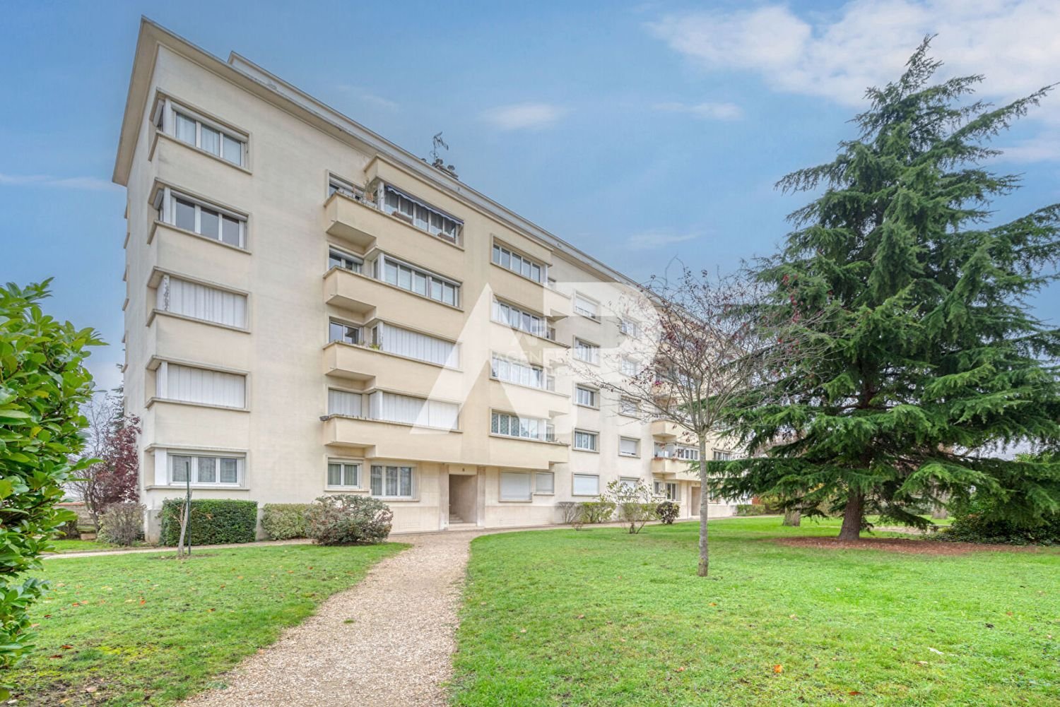 Appartement à louer, 79m², Nanterre