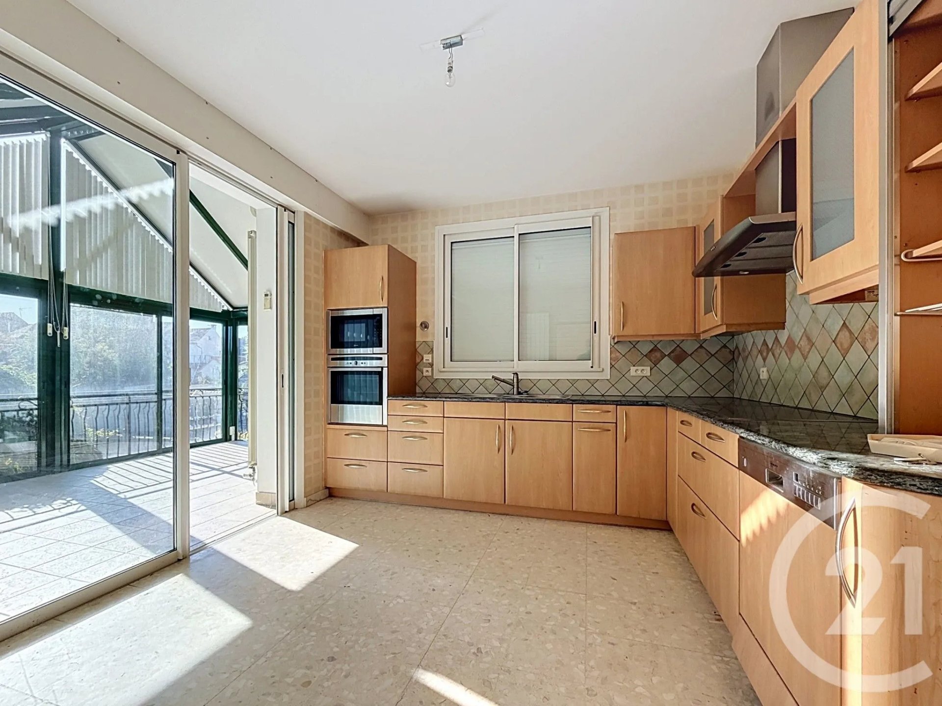Maison à vendre, 277m², Saint-Pourçain-sur-Sioule