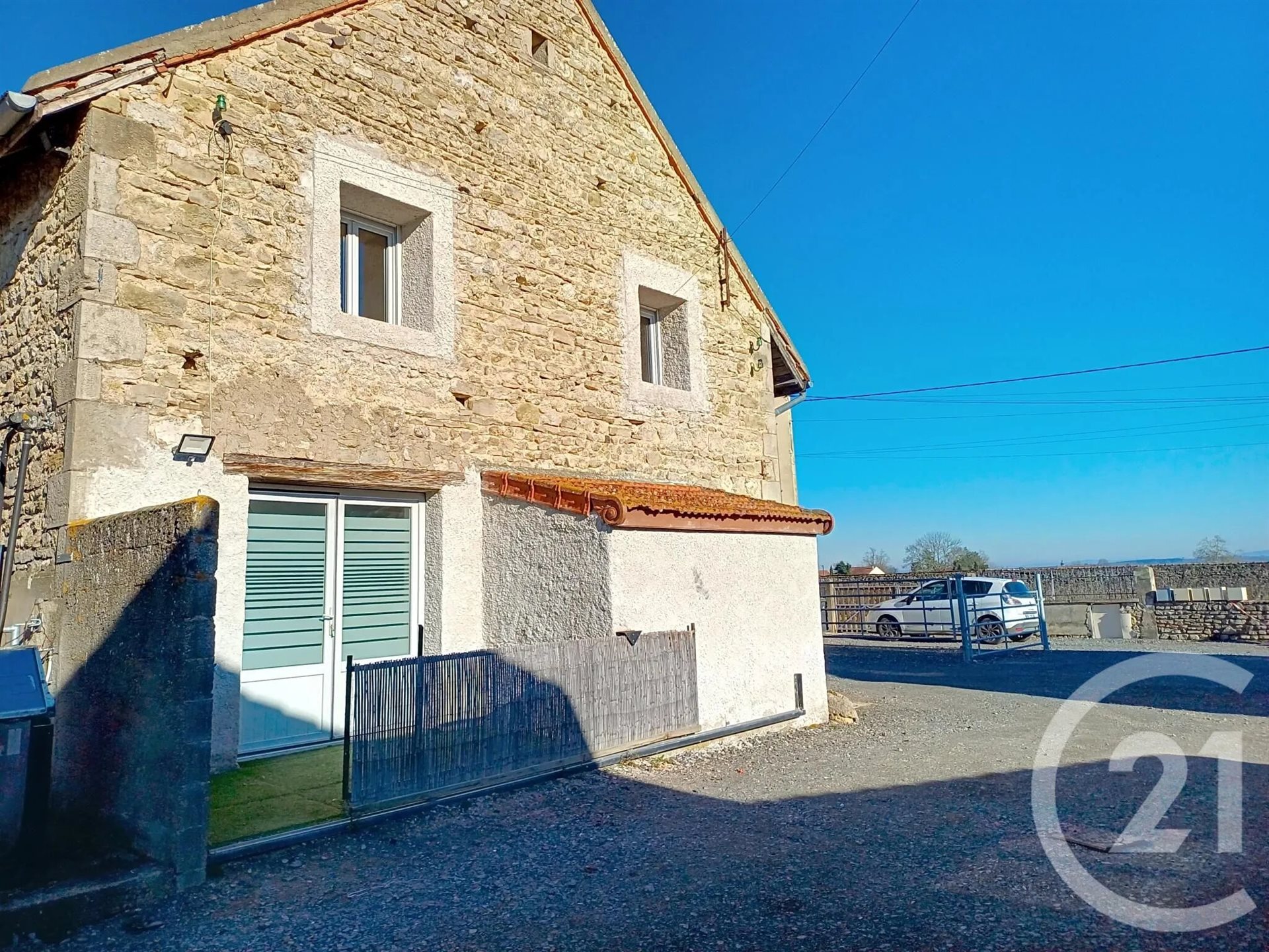 Maison à louer, 59m², Effiat