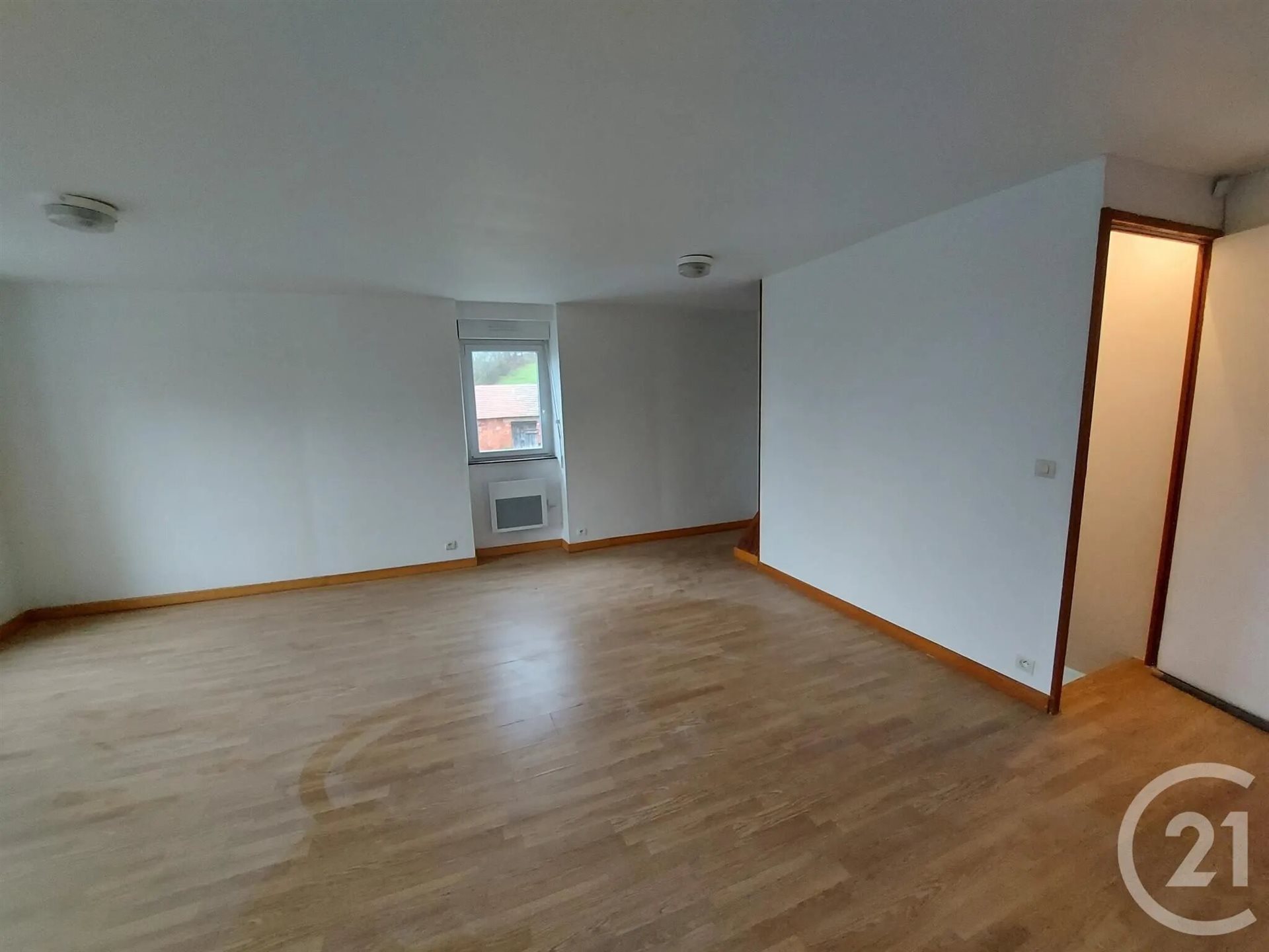 Maison à louer, 91m², Ebreuil