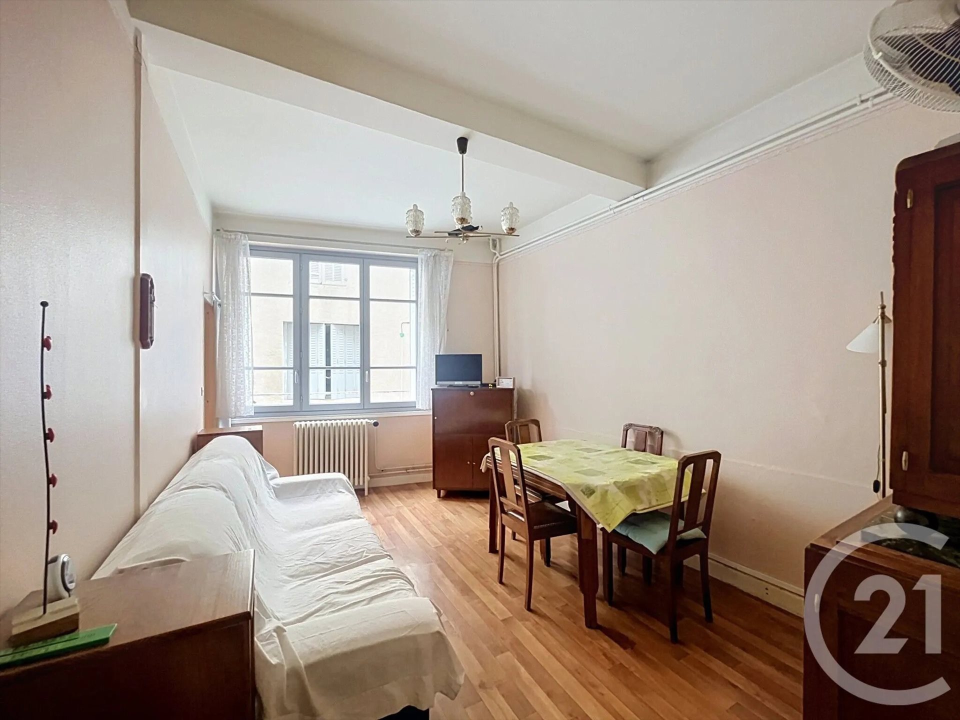 Maison à vendre, 51m², Ebreuil