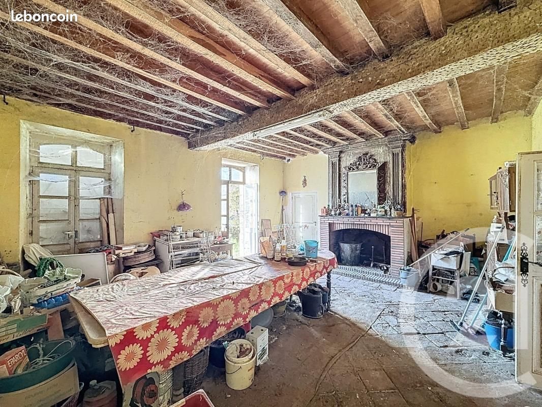 Maison à vendre, 196m², Ébreuil