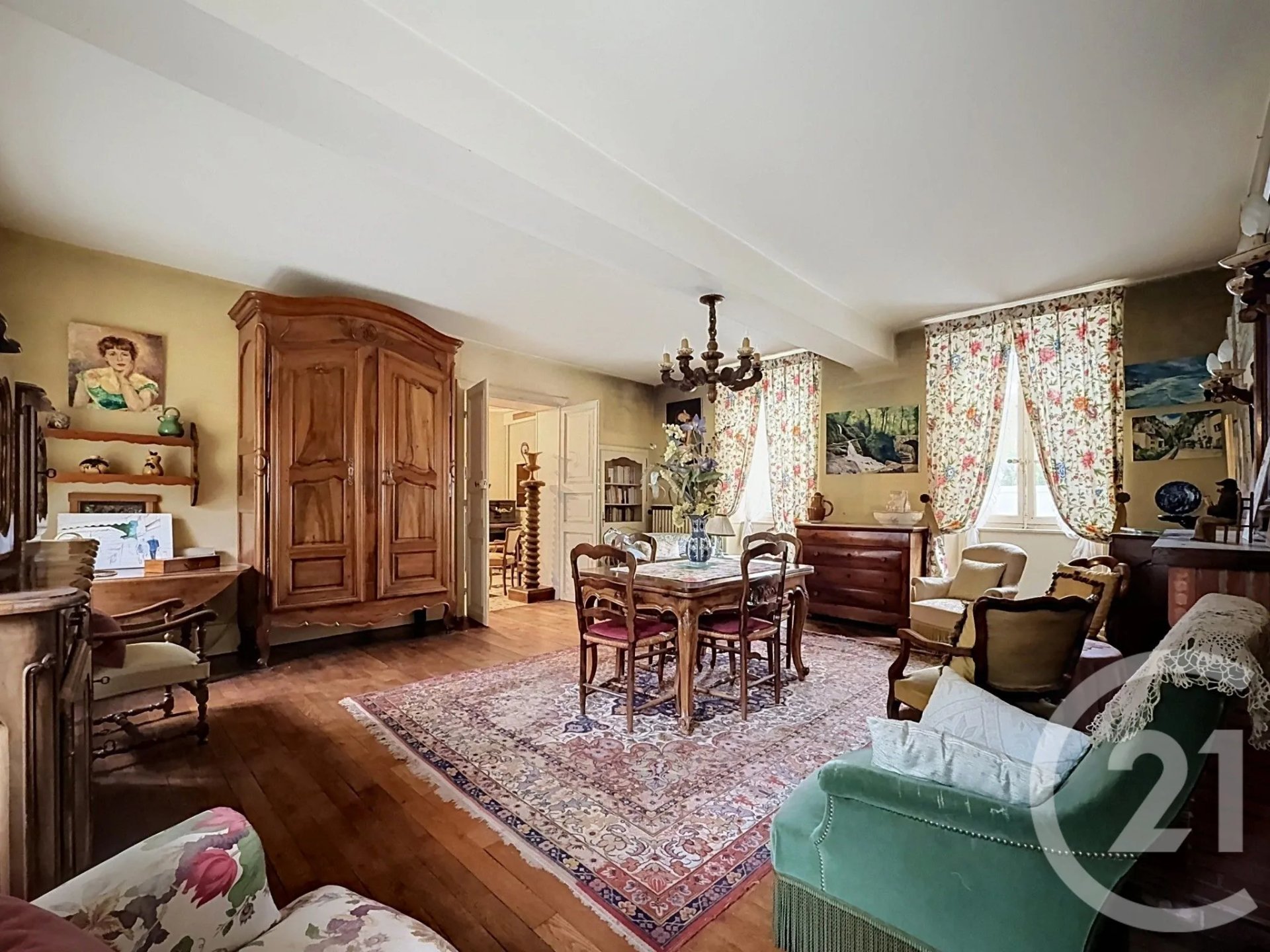 Maison à vendre, 429m², Saint-Pourçain-sur-Sioule