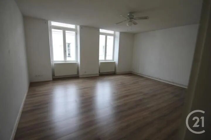 Appartement à louer, 74m², Gannat