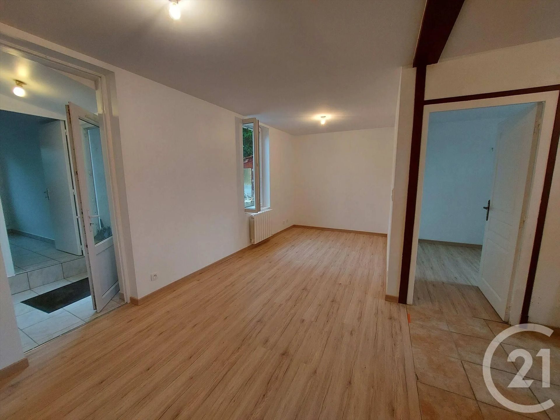 Maison à louer, 65m², Saint-Rémy-en-Rollat