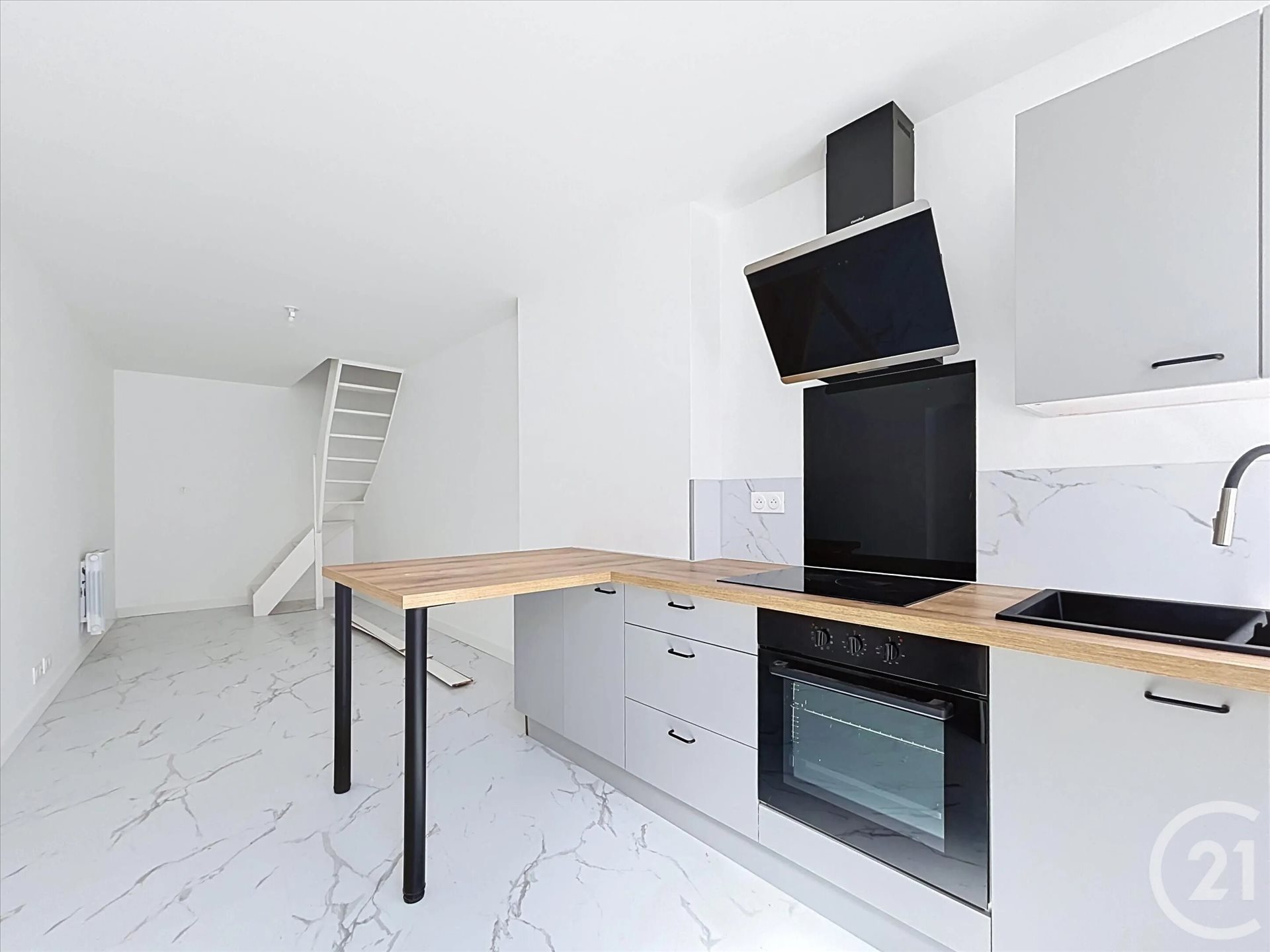 Maison à louer, 34m², Saint-Pourçain-sur-Sioule