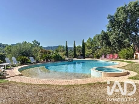 Maison à vendre, 215m², Pierrefeu-du-Var
