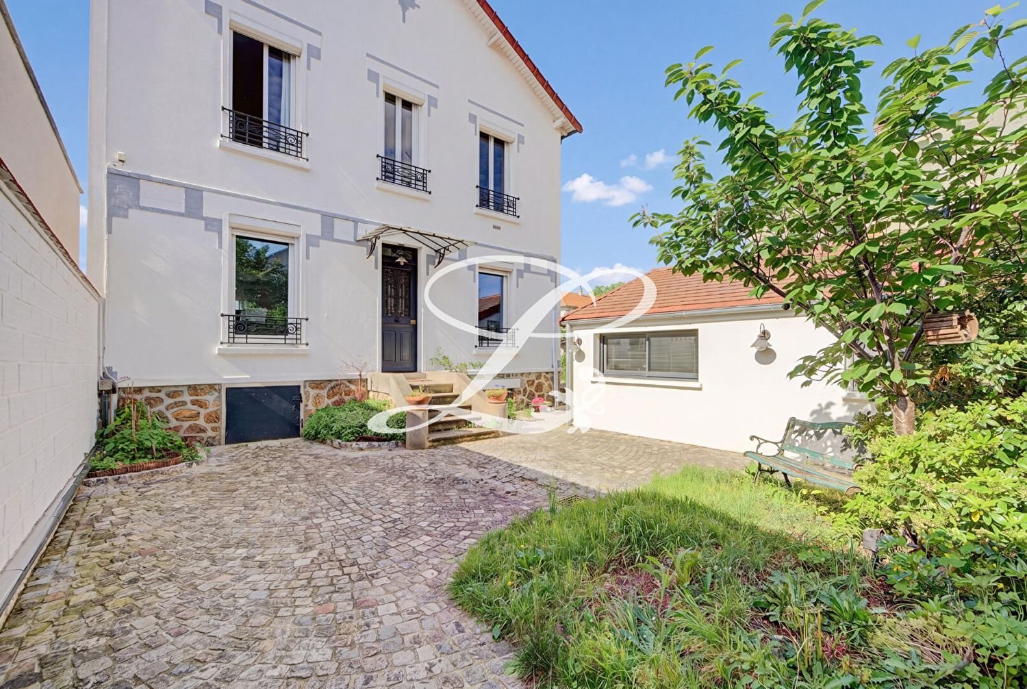Maison à louer, 138m², Le Mesnil-le-Roi