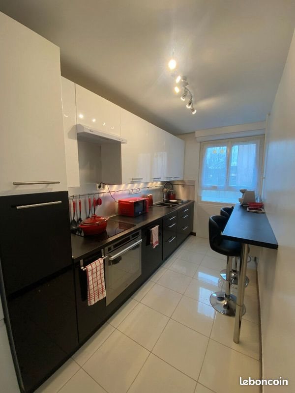 Appartement à louer, 83m², Maisons-Laffitte