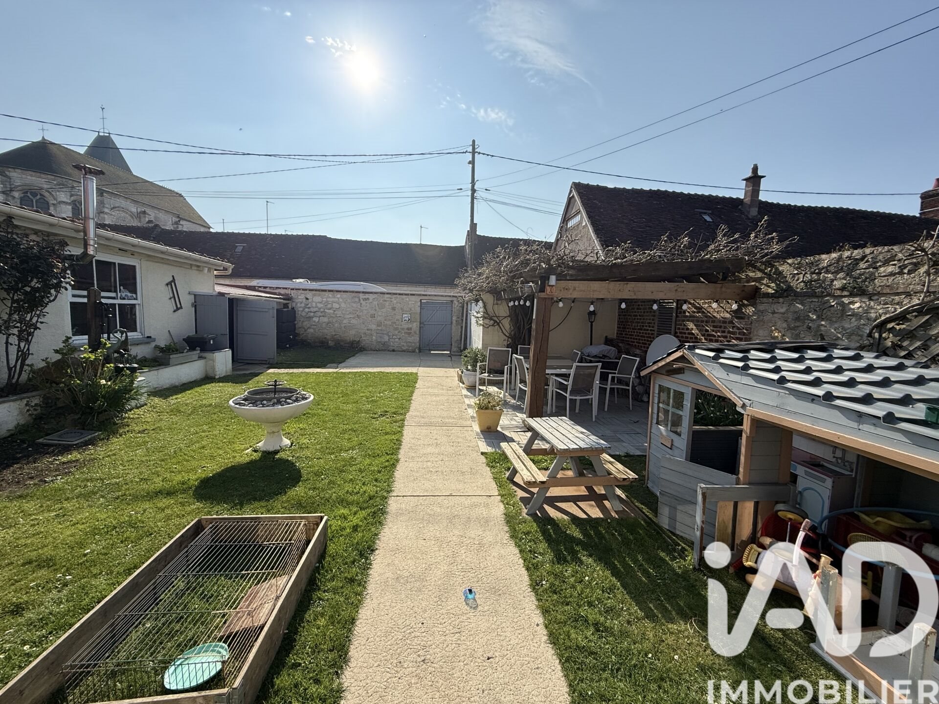 Maison à vendre, 120m², La Neuville-Roy