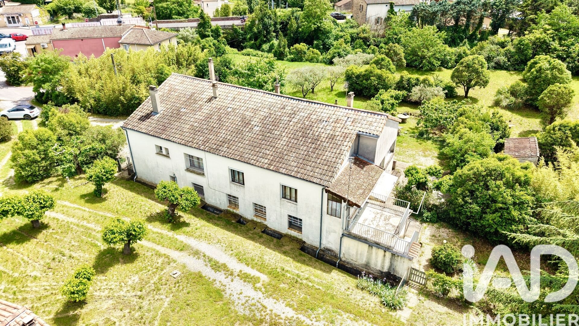 Maison à vendre, 318m², Saint-Etienne-de-Fontbellon