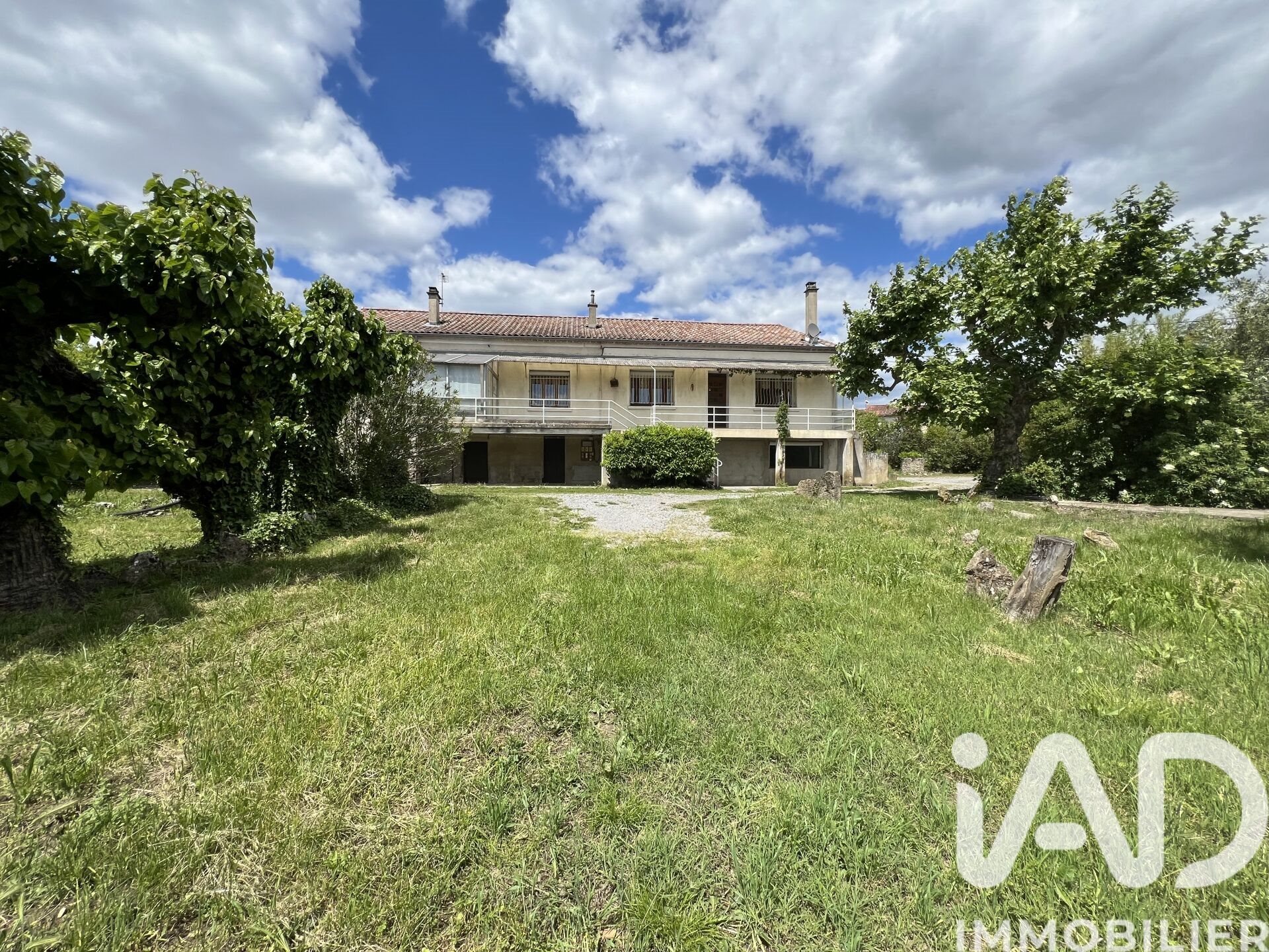 Maison à vendre, 318m², Saint-Étienne-de-Fontbellon
