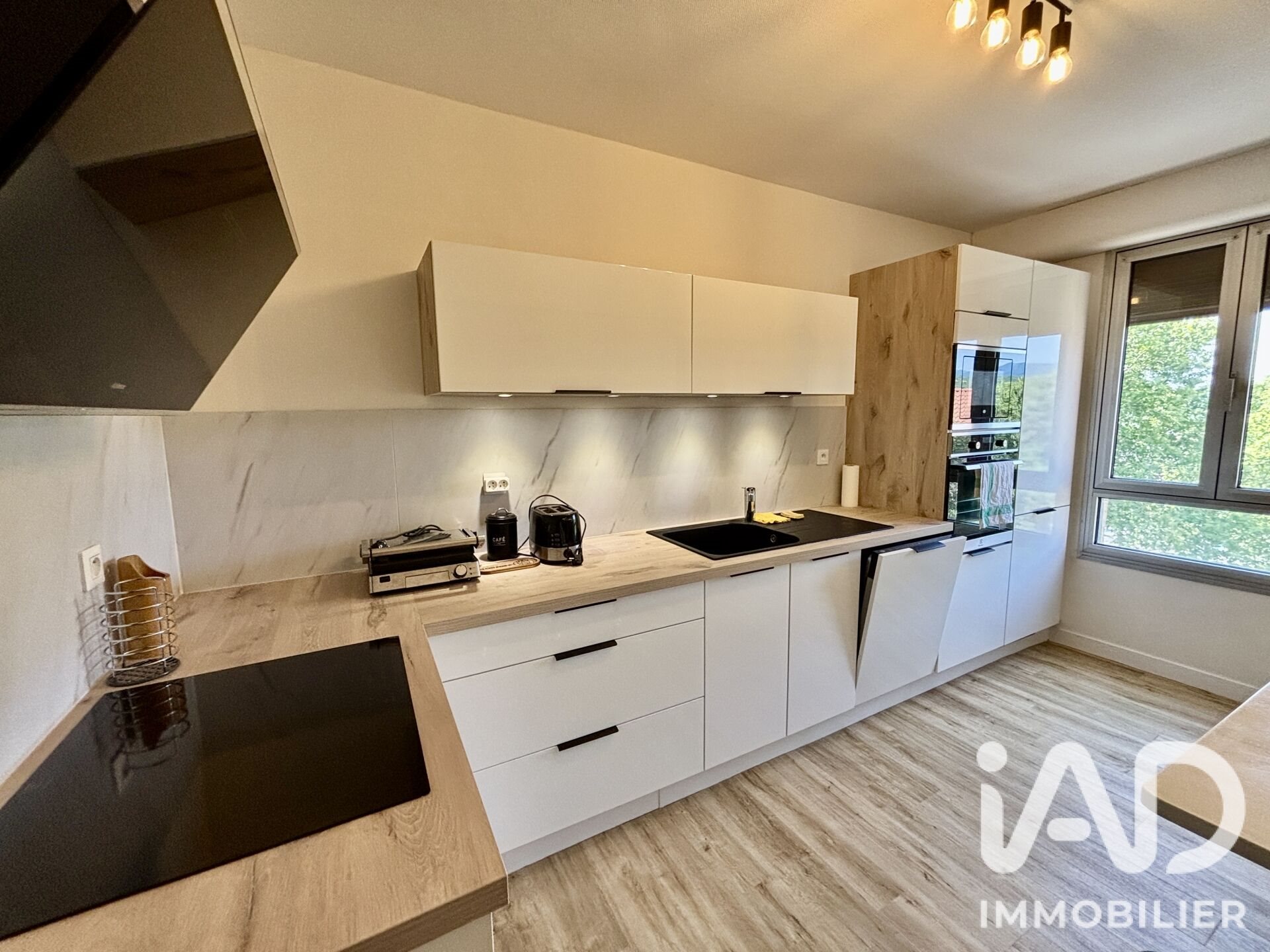 Appartement à vendre, 96m², Aubenas