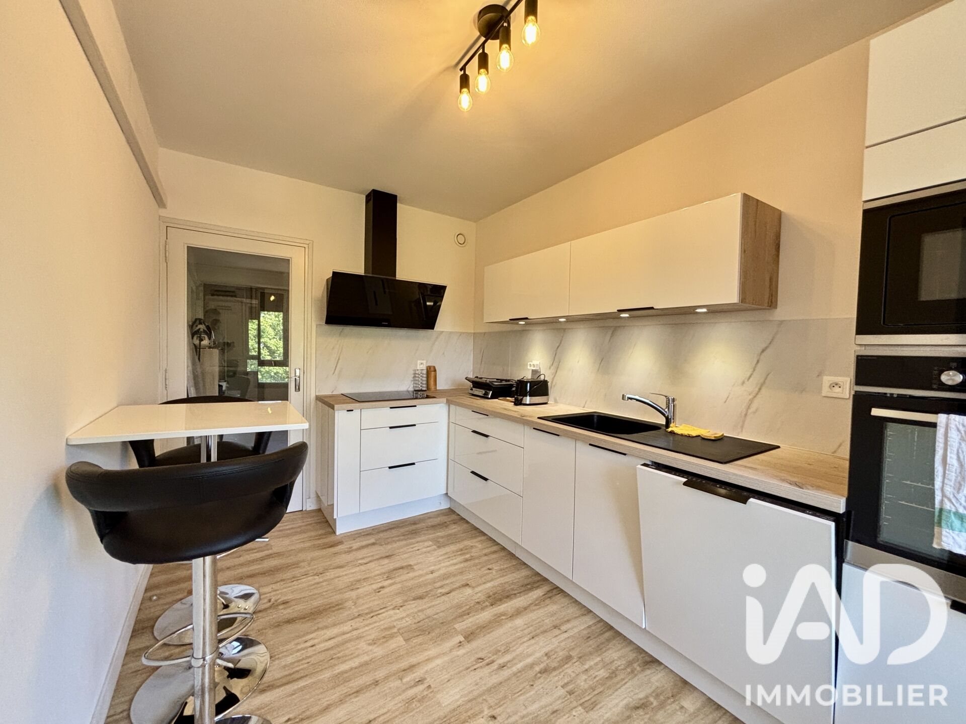 Appartement à vendre, 96m², Aubenas