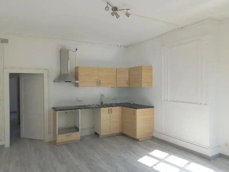 Appartement à louer, 46m², Millau