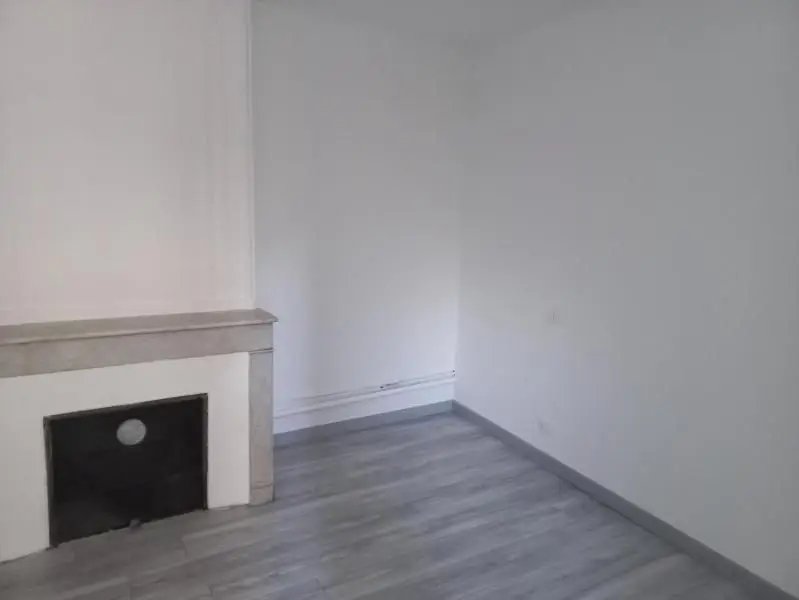Appartement à louer, 46m², Millau