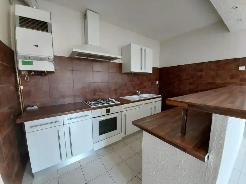 Appartement à louer, 69m², Millau
