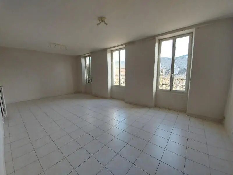 Appartement à louer, 69m², Millau