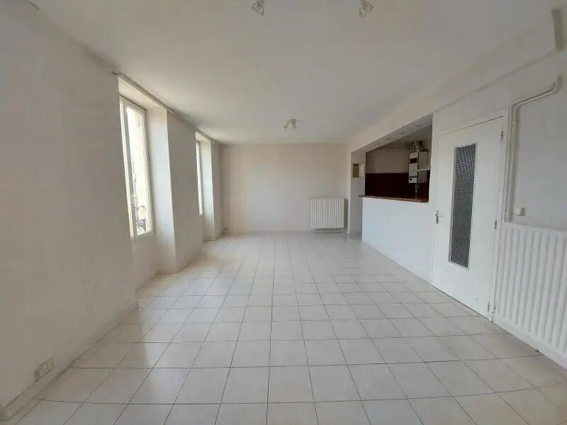 Appartement à louer, 69m², Millau
