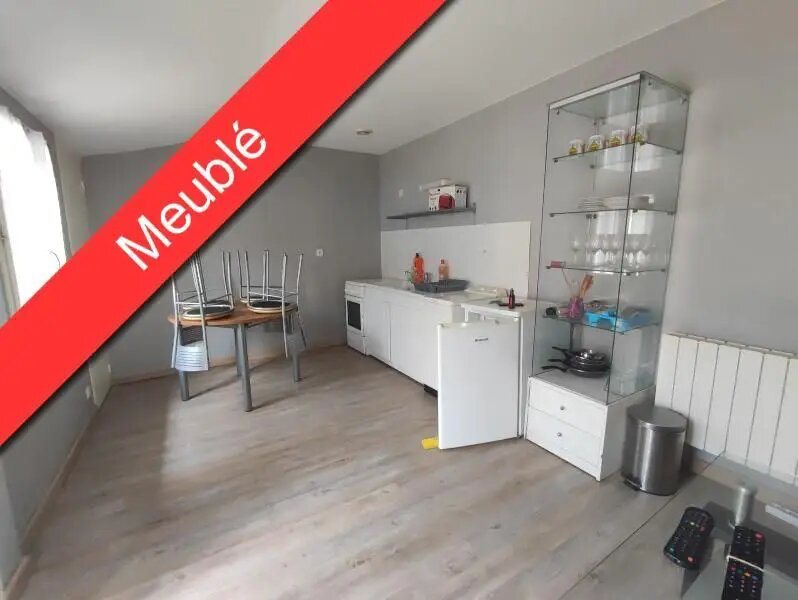 Appartement à louer, 21m², Millau