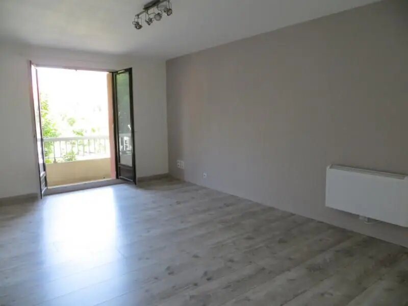 Appartement à louer, 49m², Millau