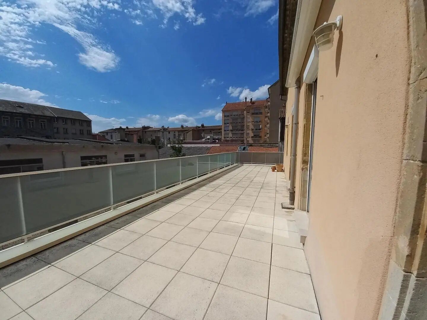 Appartement à louer, 142m², Millau