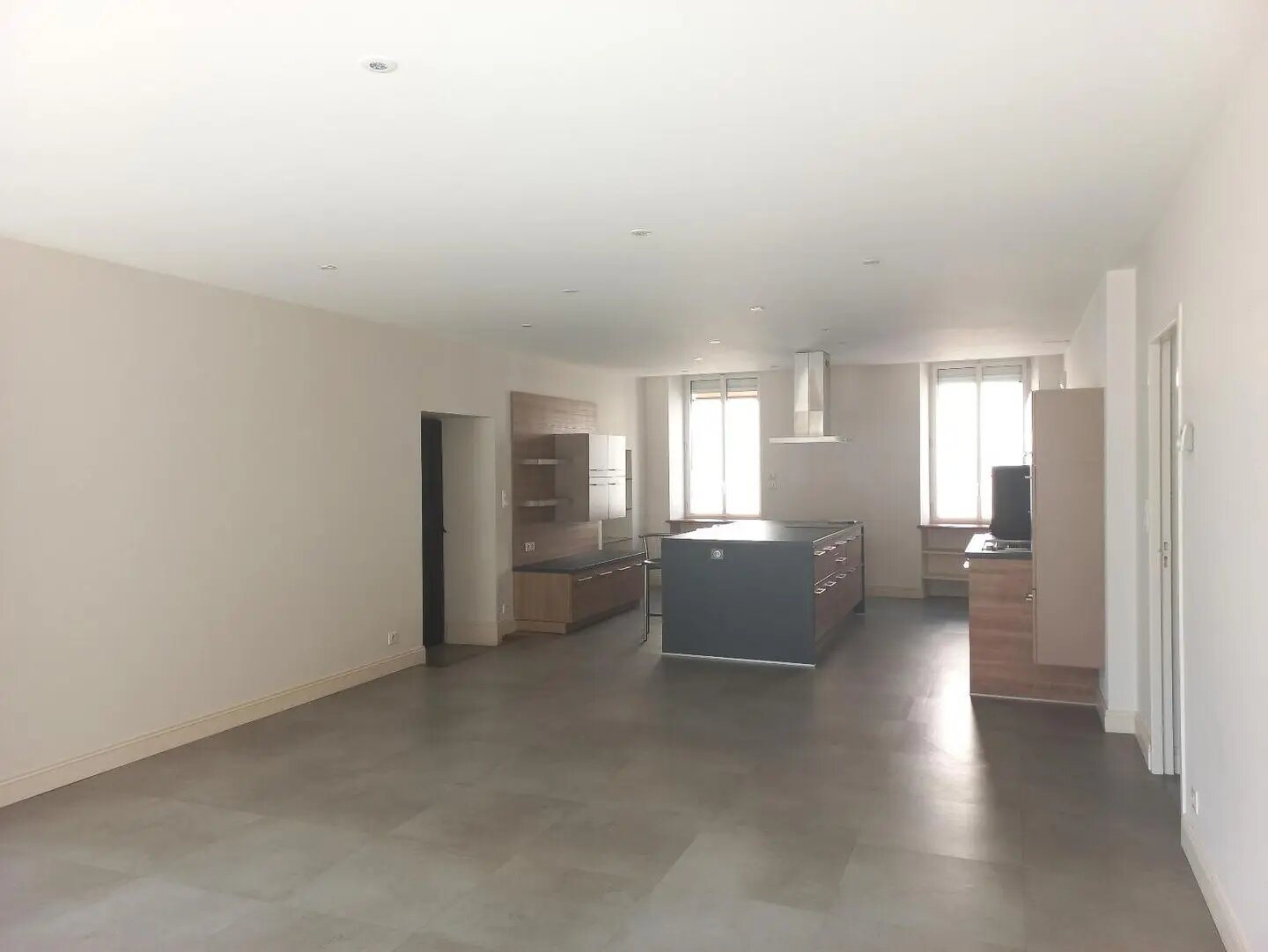 Appartement à louer, 142m², Millau