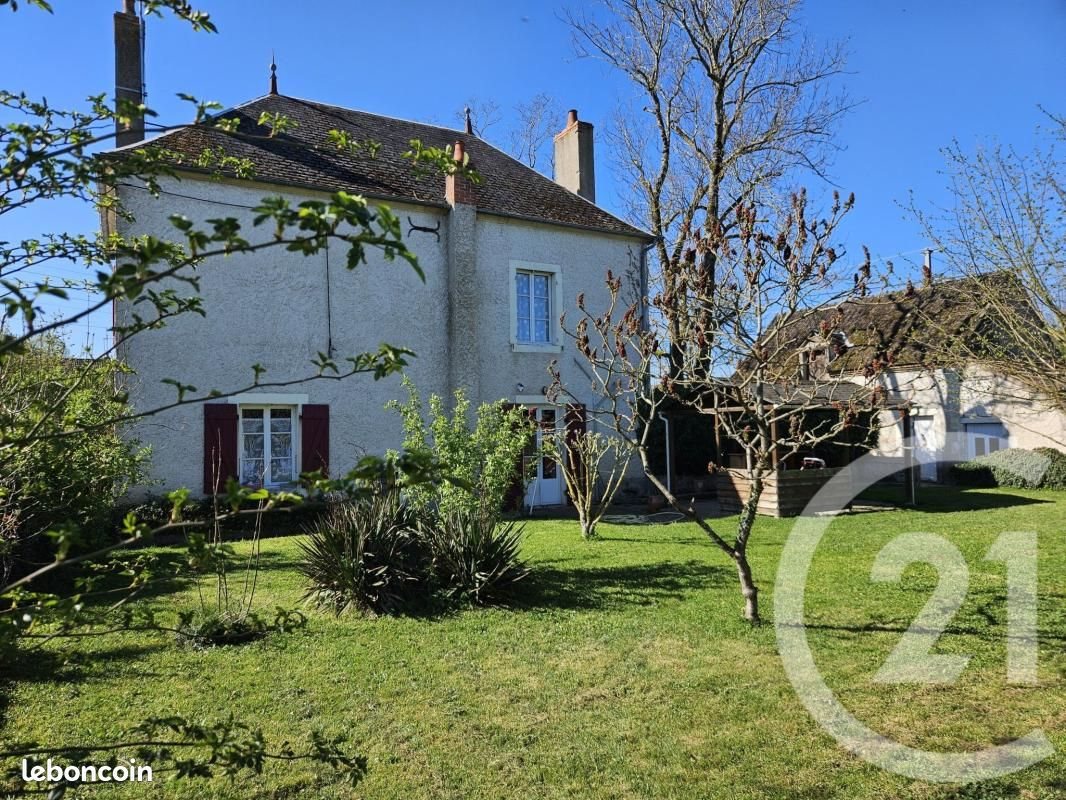 Maison à vendre, 103m², Saint-Pierre-le-Moûtier