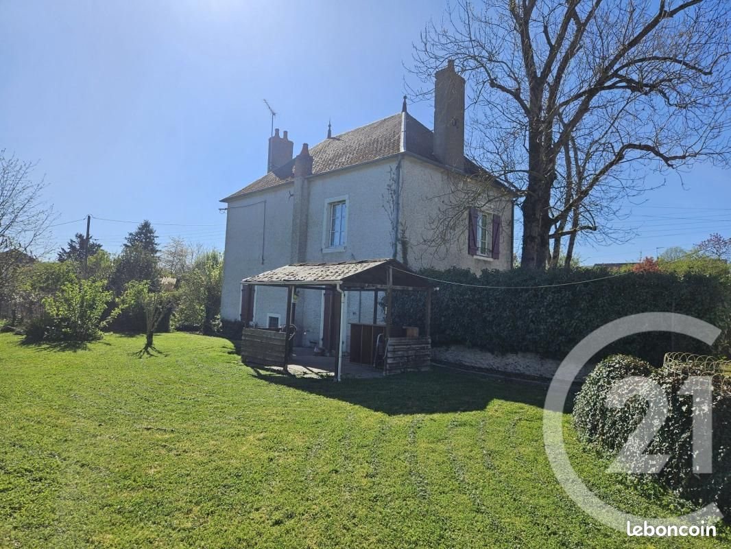 Maison à vendre, 103m², Saint-Pierre-le-Moûtier