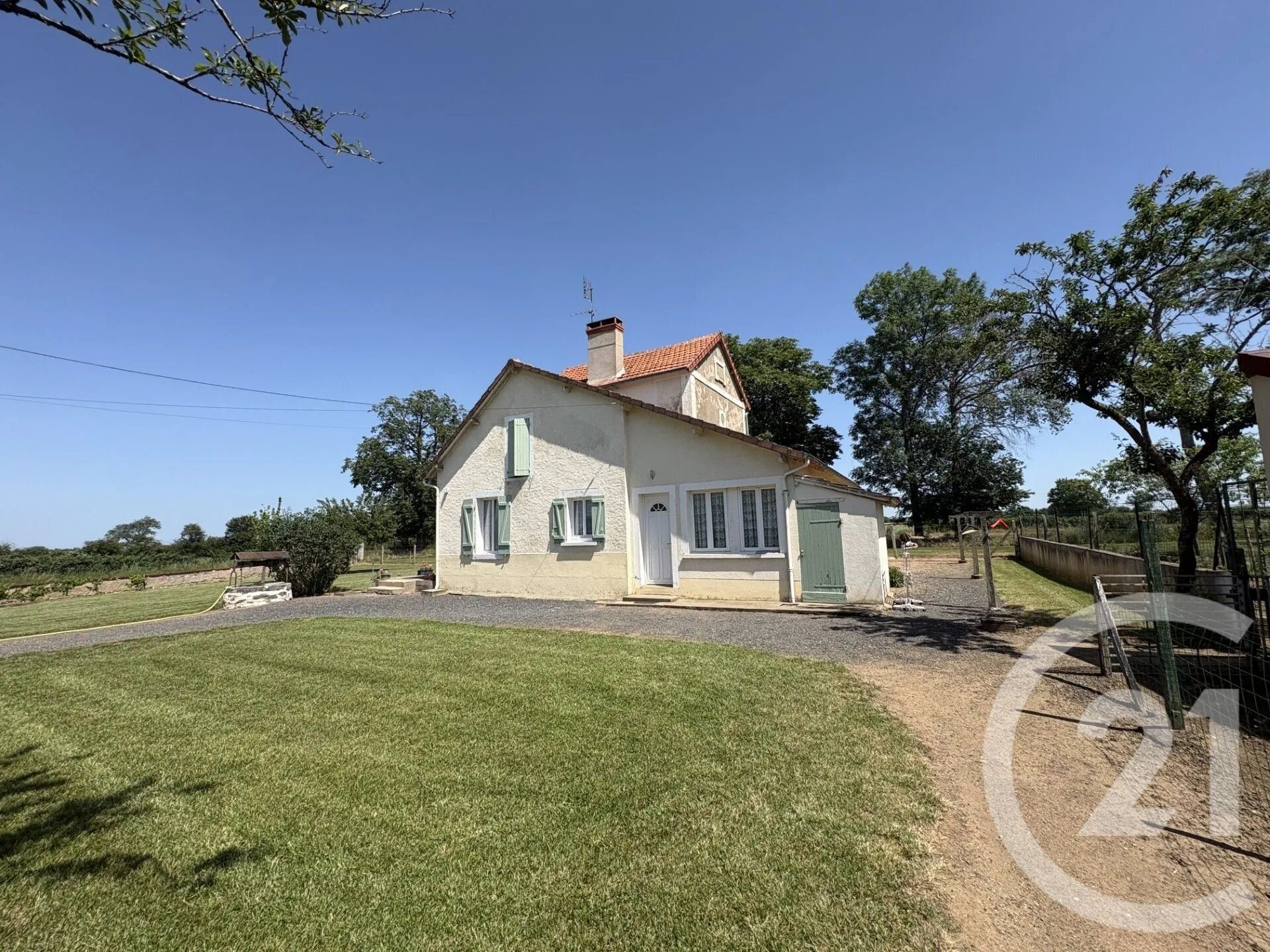 Maison à vendre, 121m², Bessais-le-Fromental