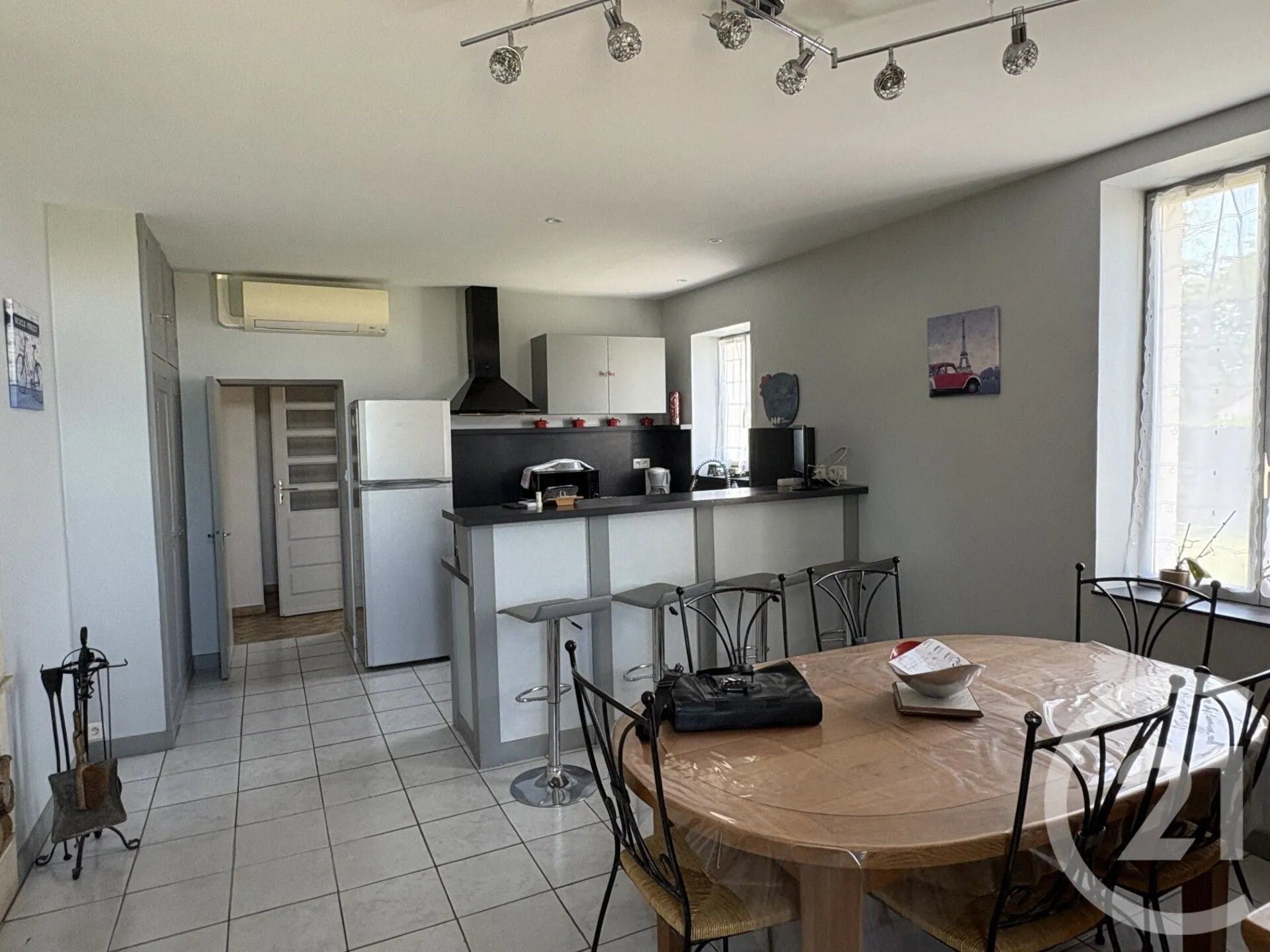 Maison à vendre, 121m², Bessais-le-Fromental
