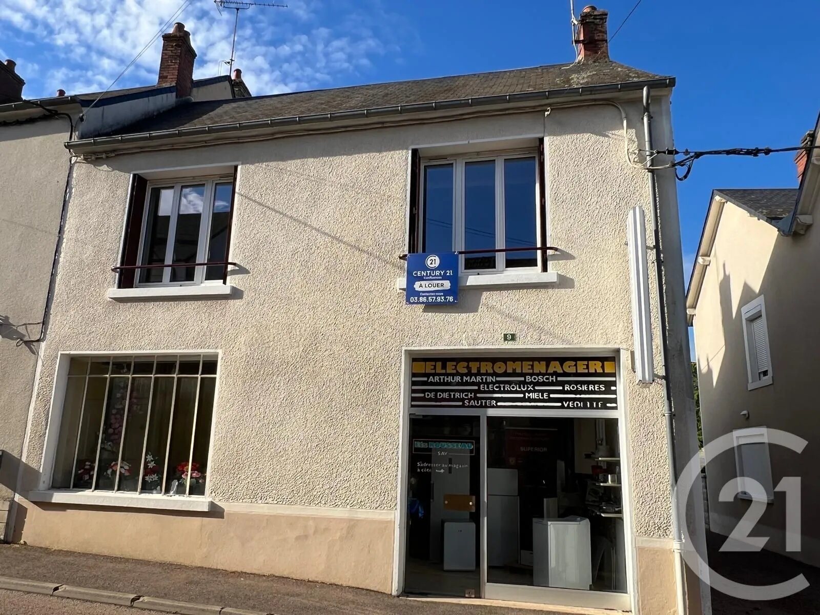 Appartement à louer, 74m², Saint-Saulge