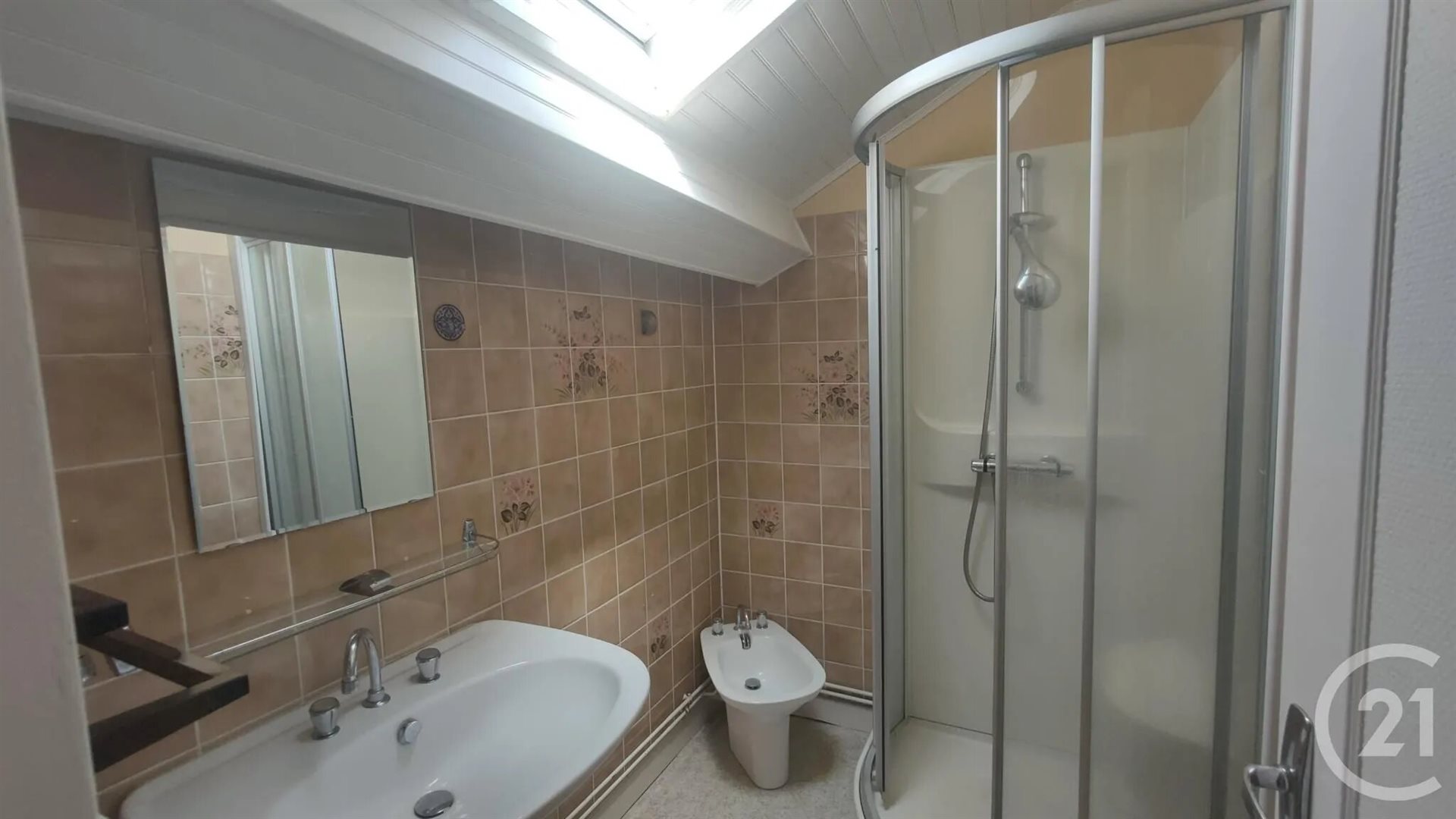 Appartement à louer, 74m², Saint-Saulge