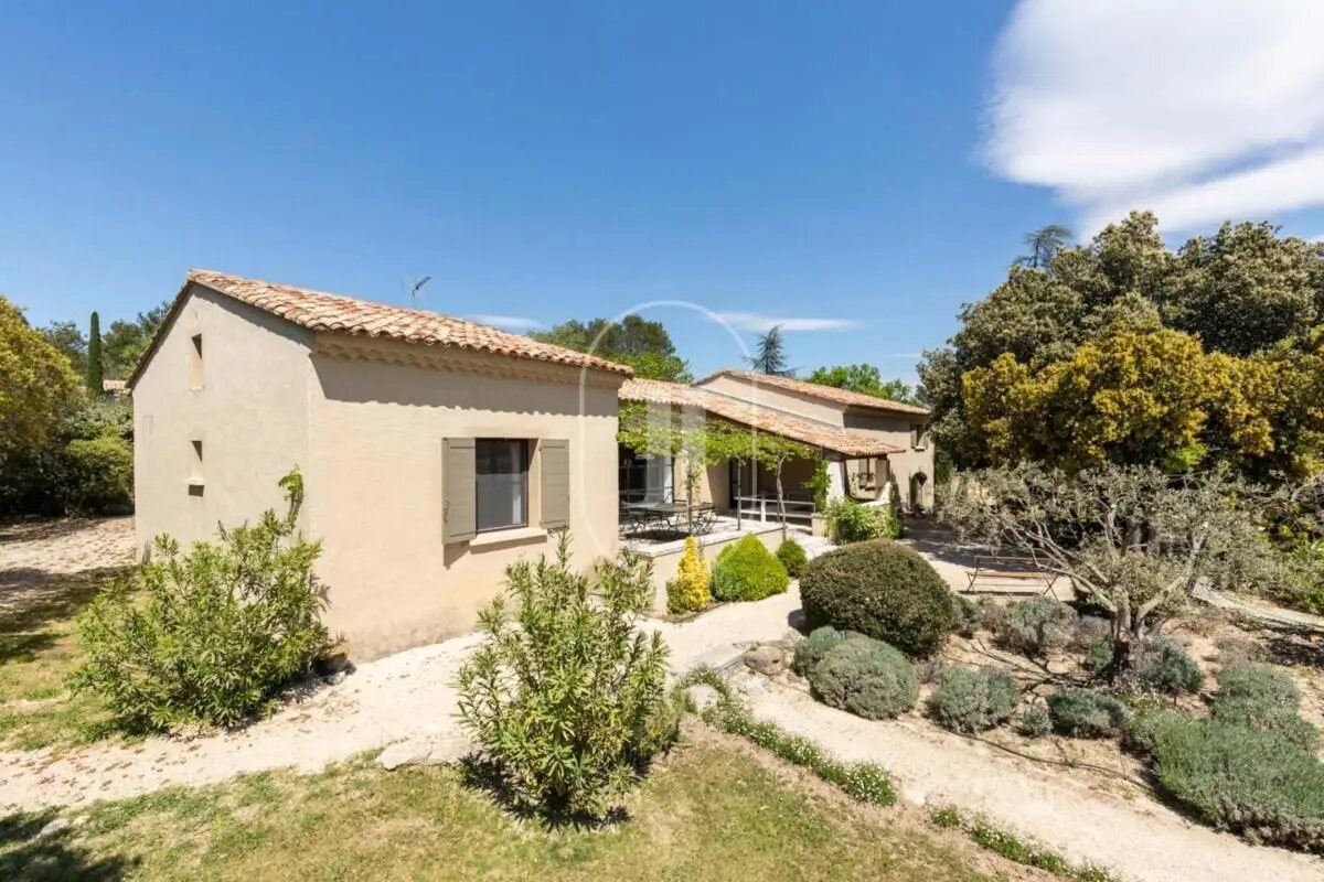 Maison à vendre, 230m², Cabrières-d'Avignon
