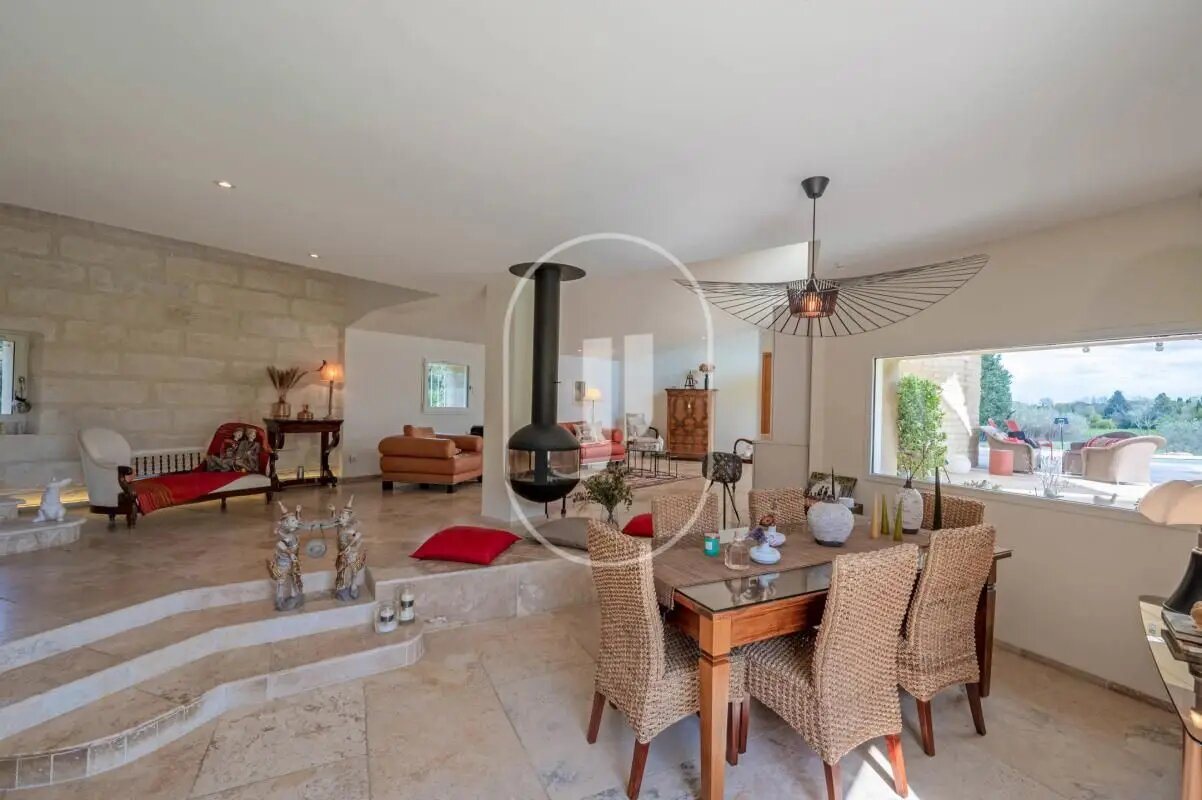 Maison à vendre, 275m², Saint-Rémy-de-Provence