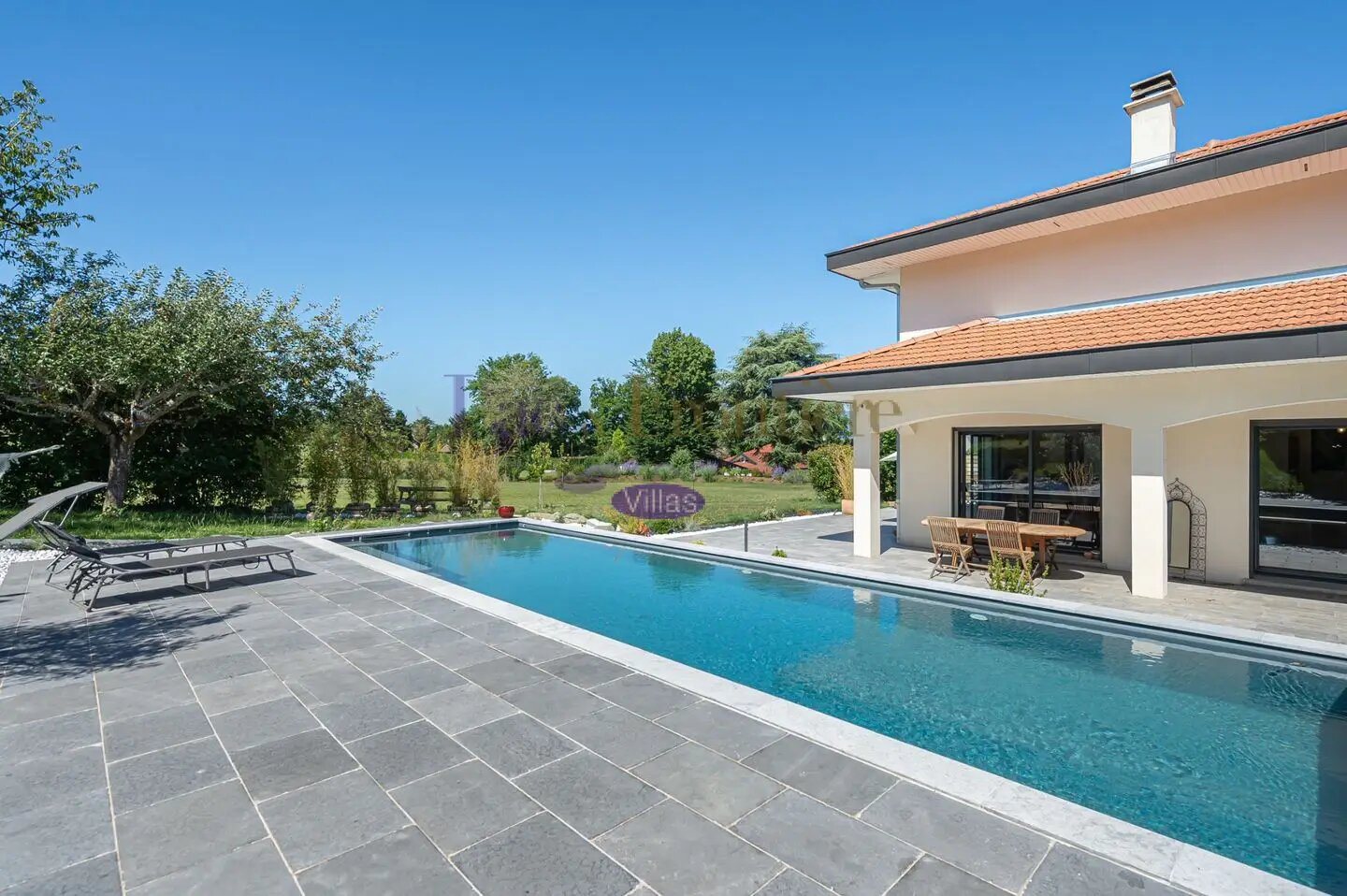 Maison à vendre, 180m², Nernier